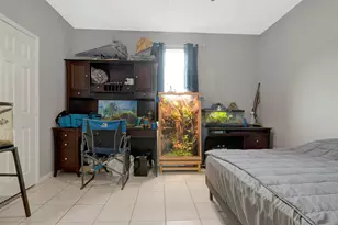 8906 Freeland St, Houston, TX 77075 - Photo 19