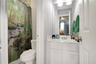 8906 Freeland St, Houston, TX 77075 - Photo 9