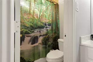 8906 Freeland St, Houston, TX 77075 - Photo 9