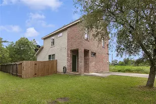 8906 Freeland St, Houston, TX 77075 - Photo 15