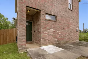 8906 Freeland St, Houston, TX 77075 - Photo 15