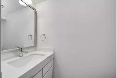 1515 Sandy Springs Road #1202, Houston, TX 77042 - Photo 15