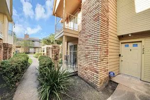 1515 Sandy Springs Rd, Houston, TX 77042 - Photo 33