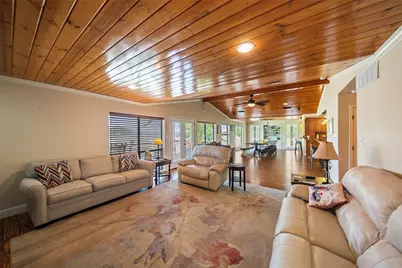 121 Holiday Lane, Coldspring, TX 77331 - Photo 9
