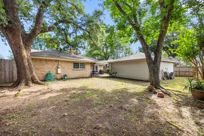 13819 Britoak Lane, Houston, TX 77079 - Photo 33
