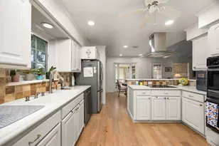 13819 Britoak Ln, Houston, TX 77079 - Photo 15