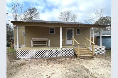 520 Avenue E, Conroe, TX 77301 - Photo 1