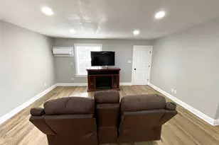 520 Avenue E, Conroe, TX 77301 - Photo 9