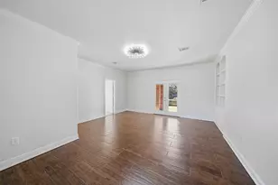 9003 Forest Lake Ct, Montgomery, TX 77316 - Photo 15