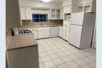 215 E 25th Street, Houston, TX 77008 - Photo 7
