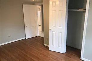 215 E 25th St, Houston, TX 77008 - Photo 15