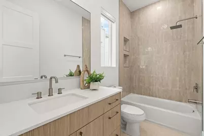 619 Skyland Terrace Way, Houston, TX 77009 - Photo 33