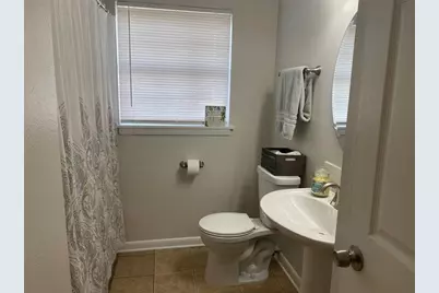 1938 Coulcrest Drive, Houston, TX 77055 - Photo 9