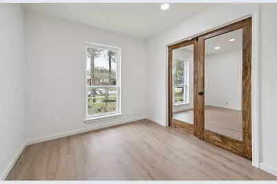 9719 Springmont Drive, Houston, TX 77080 - Photo 5