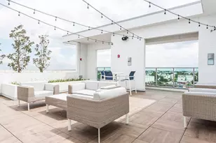 1111 N Durham Dr, Houston, TX 77008 - Photo 9