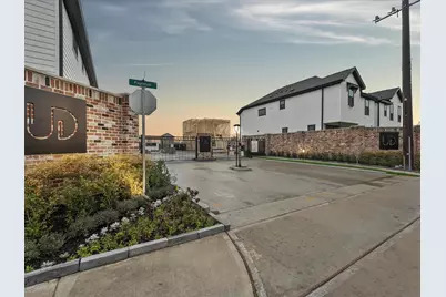 9207 Fort George Street, Houston, TX 77063 - Photo 23