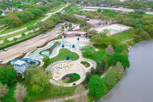 2438 Plantation Bend Dr, Sugar Land, TX 77478 - Photo 15