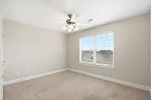 11518 Main Cypress Dr, Houston, TX 77025 - Photo 33