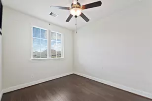 3015 Honeyguide Ct, Houston, TX 77365 - Photo 19