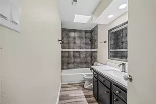 7907 Chancel Dr, Houston, TX 77071 - Photo 23