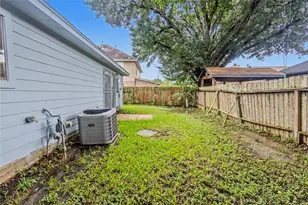 7907 Chancel Dr, Houston, TX 77071 - Photo 41