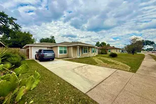 7906 Hammerly Blvd, Houston, TX 77055 - Photo 3