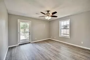 7906 Hammerly Blvd, Houston, TX 77055 - Photo 15