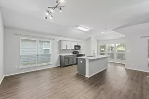 1919 Briar Grove Dr, Conroe, TX 77301 - Photo 9