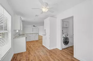 1618 W 10th St, Freeport, TX 77541 - Photo 19