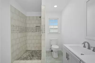 1618 W 10th Street, Freeport, TX 77541 - Photo 33