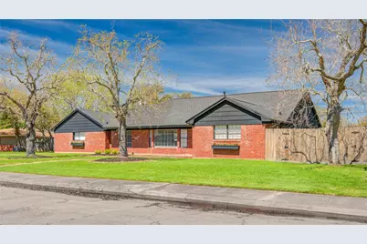 1618 W 10th Street, Freeport, TX 77541 - Photo 1