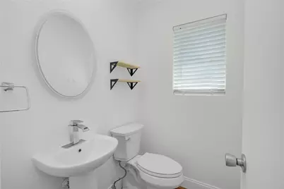 1618 W 10th Street, Freeport, TX 77541 - Photo 21