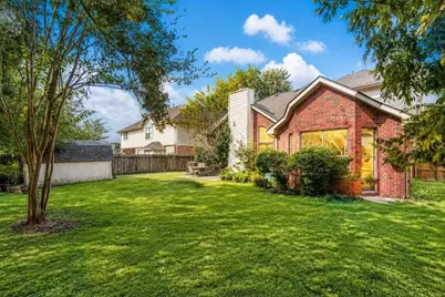 8215 Elmsford Court, Houston, TX 77083 - Photo 9