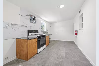 7950 Longridge Drive, Houston, TX 77055 - Photo 13