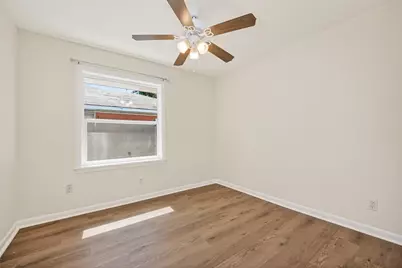 7950 Longridge Drive, Houston, TX 77055 - Photo 43