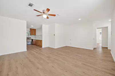 7950 Longridge Drive, Houston, TX 77055 - Photo 7