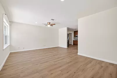 7950 Longridge Drive, Houston, TX 77055 - Photo 5