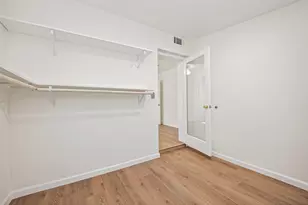 7950 Longridge Dr, Houston, TX 77055 - Photo 39
