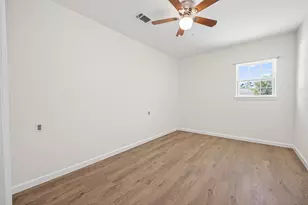 7950 Longridge Dr, Houston, TX 77055 - Photo 19