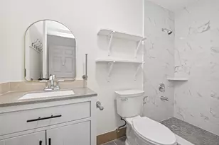 7950 Longridge Dr, Houston, TX 77055 - Photo 25