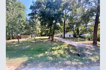 588 Vicksburg Ln, Livingston, TX 77351 - Photo 37