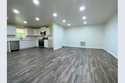 588 Vicksburg Ln, Livingston, TX 77351 - Photo 11