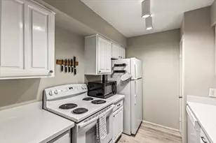 2601 S Braeswood Blvd, Houston, TX 77025 - Photo 9