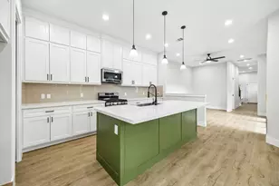 403 Fenn St, Houston, TX 77018 - Photo 13