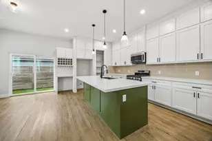 403 Fenn St, Houston, TX 77018 - Photo 13