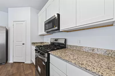 3030 Holland Lakes Drive, Fulshear, TX 77441 - Photo 13