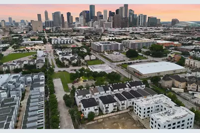 2706 Leeland Street, Houston, TX 77003 - Photo 31