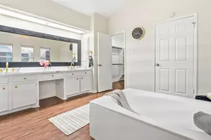 220 Any Way St, Lake Jackson, TX 77566 - Photo 5