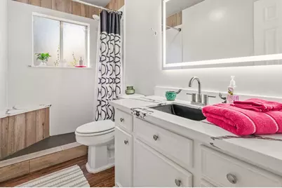 220 Any Way Street, Lake Jackson, TX 77566 - Photo 33