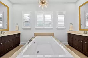 8729 Oak Kolbe Ln, Houston, TX 77080 - Photo 33